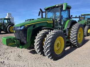 2023 John Deere 8R 340