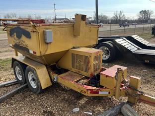 2005 DuraPatcher 125DJT