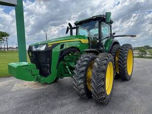 2024 John Deere 8R 250