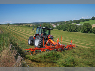 2025 Kuhn GF8703T