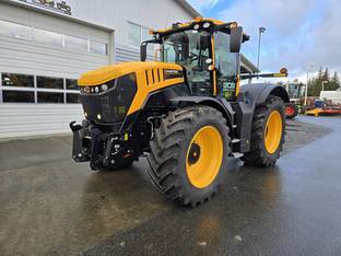 2025 JCB Fastrac 8330