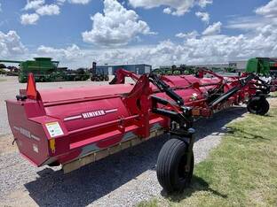 2022 Hiniker 5630