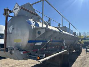 2006 Comptank 3256 GALLON ACID TRAILER