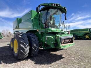 2024 John Deere S780