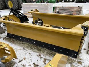 2023 HLA 4203 Snow Pusher