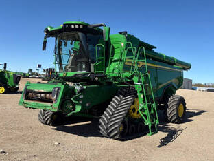 2023 John Deere X9 1100