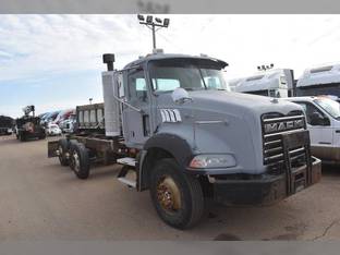 2008 Mack GRANITE GU813
