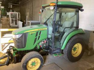 2018 John Deere 3033R