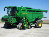 2022 John Deere X9 1100