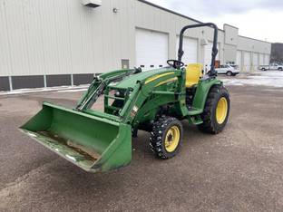 2013 John Deere 3520