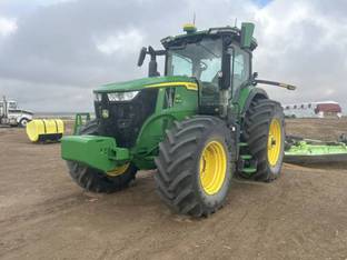 2023 John Deere 7R 270