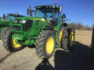 2023 John Deere 6R 215