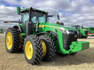 2024 John Deere 8R 340