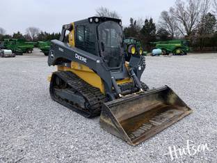 2022 John Deere 333G