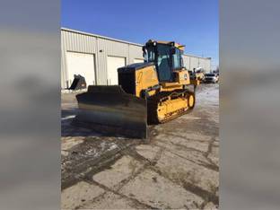 2023 John Deere 750L