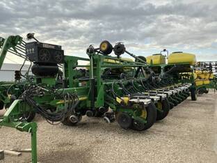 2011 John Deere 1770NT CCS