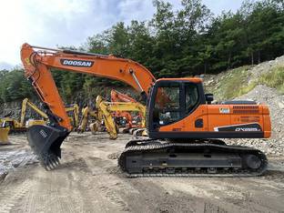 2021 Doosan DX225LC-3