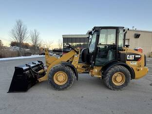 2016 Caterpillar 906M