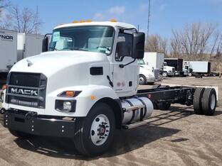 2025 Mack MD6
