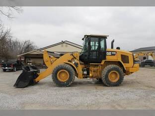 2016 Caterpillar 938M