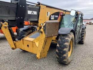 2017 Caterpillar TL1055D
