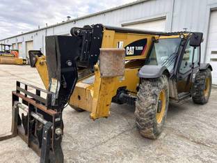 2017 Caterpillar TL1055D