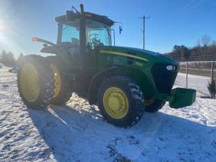 2011 John Deere 7830