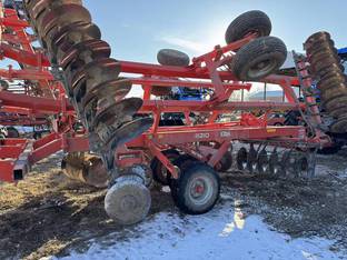 2014 Kuhn Krause TDH 8210-25