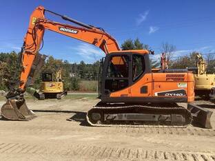 2022 Doosan DX140 LC