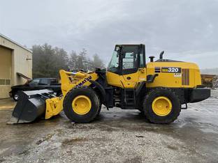 2020 Komatsu WA320-8