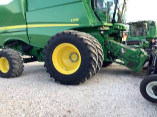 2024 John Deere S770