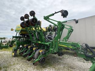 2021 John Deere 1795