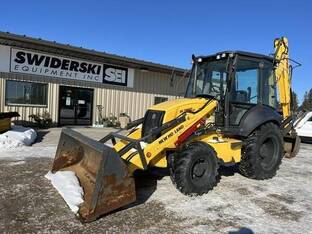 2022 New Holland B75D