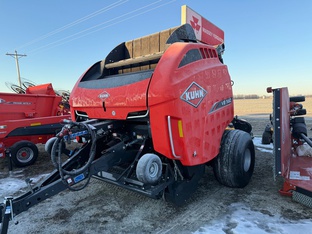 2024 Kuhn VB560