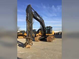 2023 John Deere 350 P