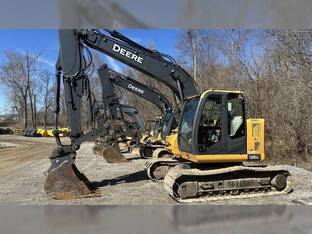 2015 John Deere 135G