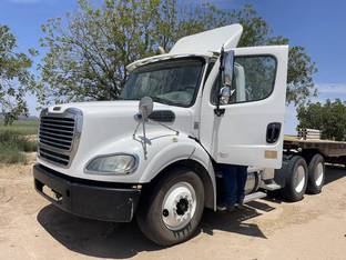 2019 Freightliner BUSINESS CLASS M2 100