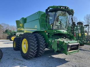 2023 John Deere S780
