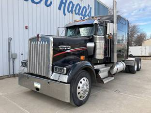 2004 Kenworth W900B