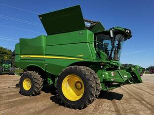 2023 John Deere S780