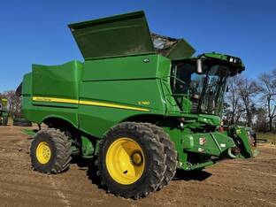2023 John Deere S780