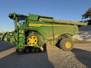 2022 John Deere X9 1000