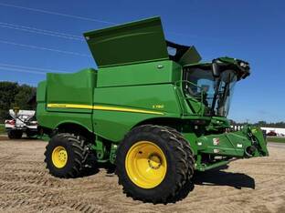 2023 John Deere S780