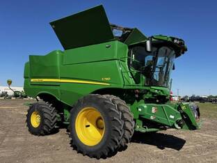 2023 John Deere S780
