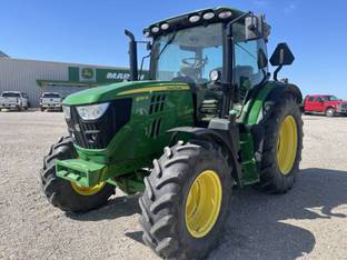 2017 John Deere 6130R
