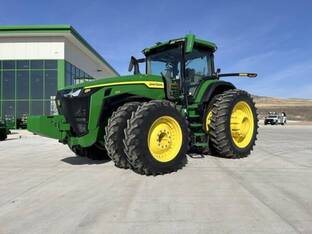 2023 John Deere 8R 370