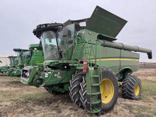 2022 John Deere S780
