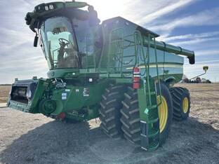 2024 John Deere S780