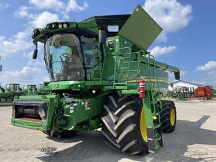 2022 John Deere S790