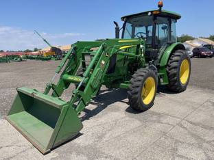 2017 John Deere 5090M